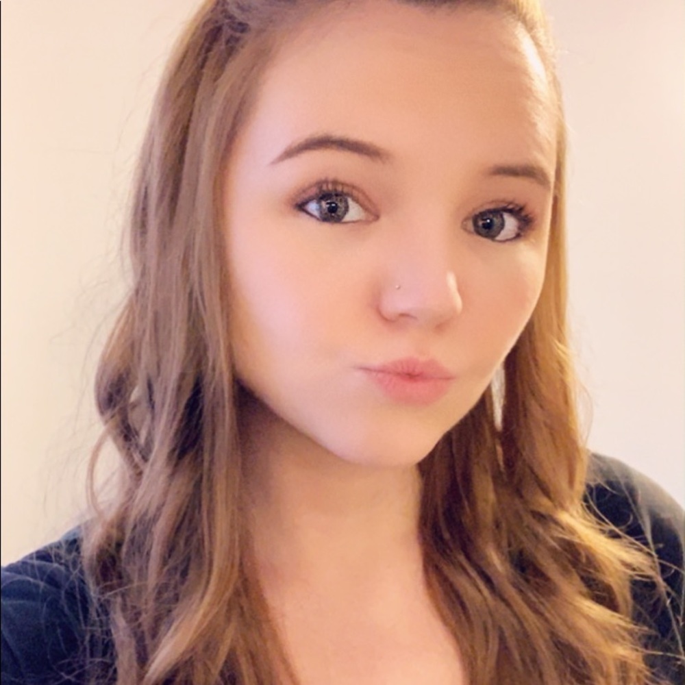 Meet your Posher, Samantha